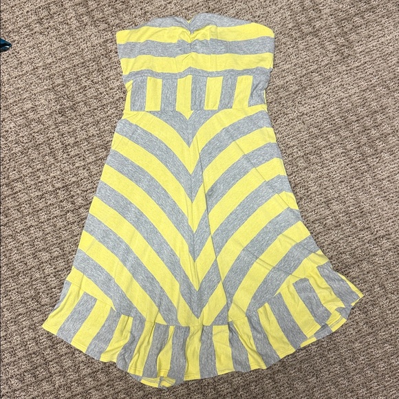 Ella Moss Vibrant Yellow and Soft Gray Top - Picture 1 of 3